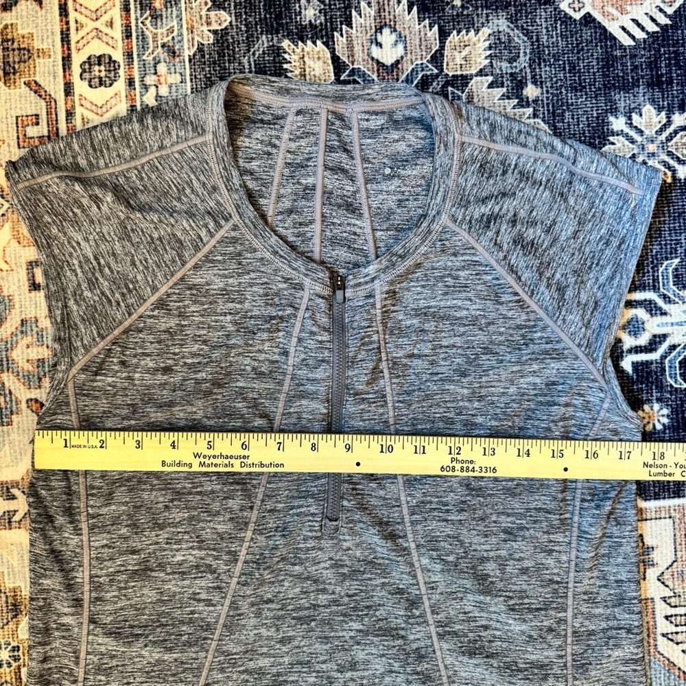 Athleta Pacifica Heather Gray Athletic 1/2 Zip Tank Women’s Size XL - Picture 8 of 10